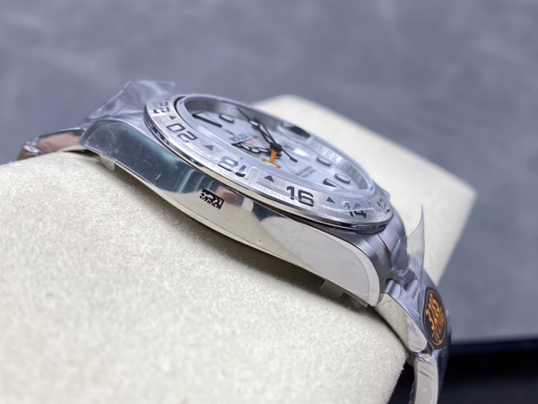 Rolex Explorer II m226570 0001 Stainless Steel White Dial 42MM Mens Replica Watch - 图片 6