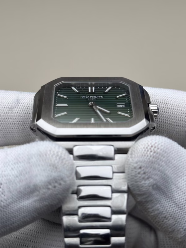 Patek Philippe Cubitus Date Sweep Seconds 5821 1A 001 Men's Watch - 图片 6