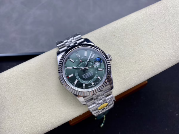 Rolex Sky Dweller 42 White Gold Fluted Bezel 336934 0002 Men's Watch - 图片 7