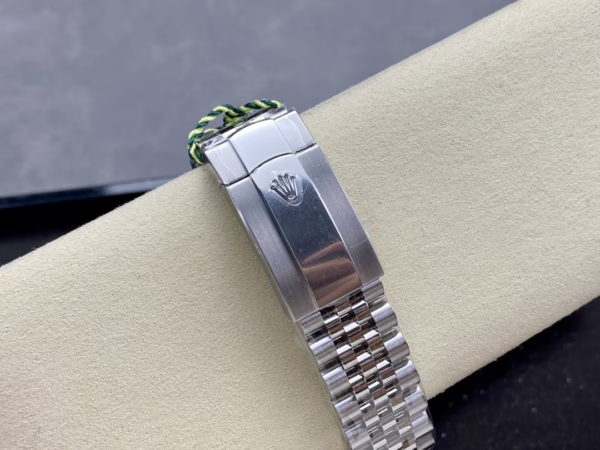Rolex Sky Dweller 42 White Gold Fluted Bezel 336934 0002 Men's Watch - 图片 11