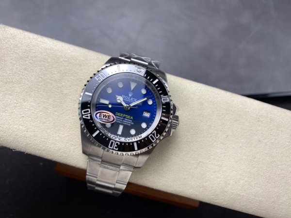 Rolex Sea-Dweller Deepsea 136660 0005 Stainless Steel Black Blue Dial 44MM Mens Replica Watch - 图片 7