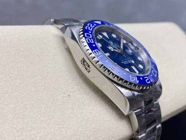 Rolex GMT Master II 126710 "Wildman" 904L SS Blue Dial on SS Oyster Bracelet - 图片 9