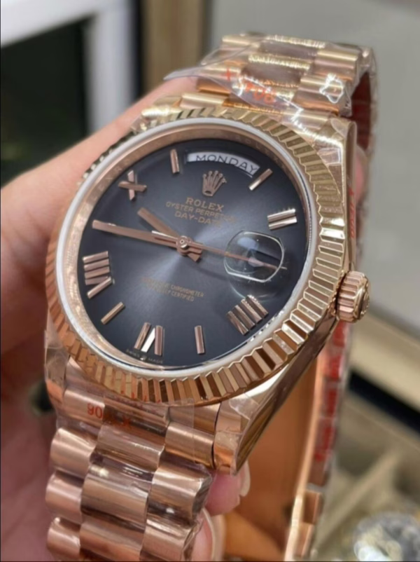 Rolex Day Date in 18 ct Everose Gold M228235 0055 40mm - 图片 6