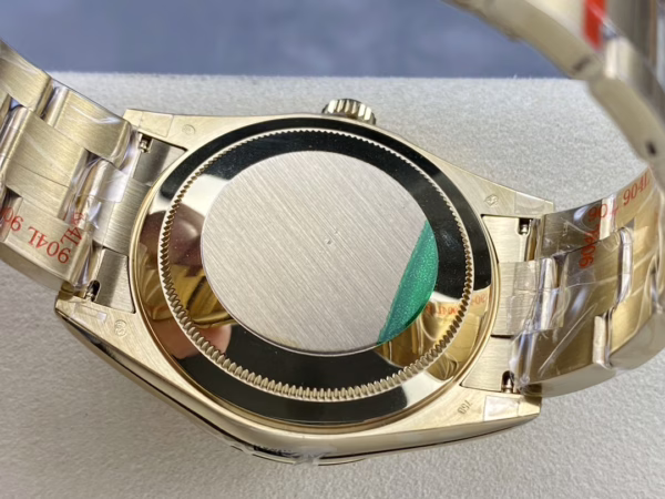 Rolex Sky Dweller 42mm Yellow Gold Champagne Dial m336938 0001 Men's Replica Watch - 图片 8