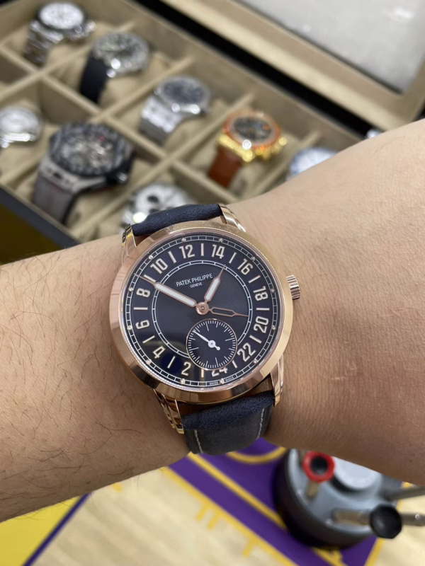 Patek Philippe Complications Rose Gold Blue 5224R 001 42mm Replica - 图片 10