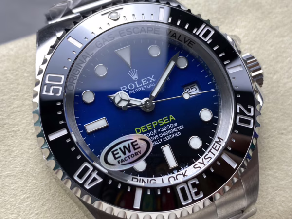 Rolex Sea-Dweller Deepsea 136660 0005 Stainless Steel Black Blue Dial 44MM Mens Replica Watch - 图片 3