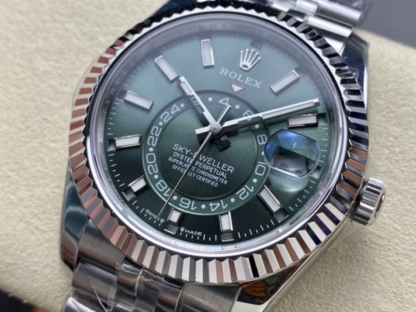 Rolex Sky Dweller 42 White Gold Fluted Bezel 336934 0002 Men's Watch - 图片 3