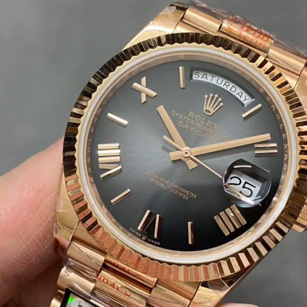 Rolex Day Date in 18 ct Everose Gold M228235 0055 40mm - 图片 8