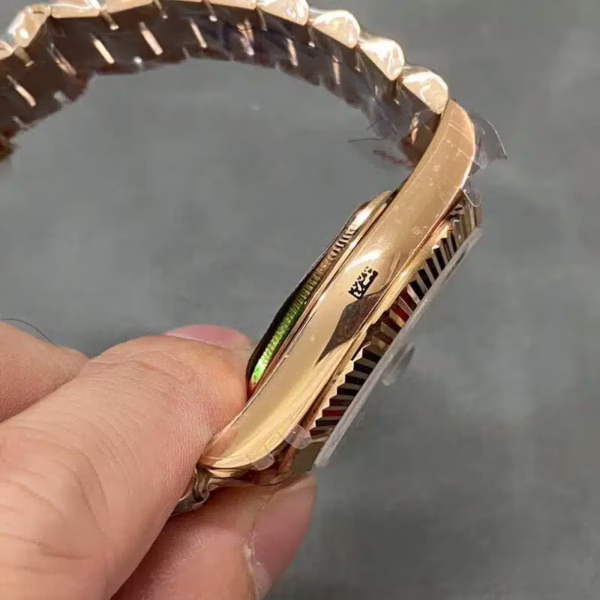 Rolex Day Date in 18 ct Everose Gold M228235 0055 40mm - 图片 11