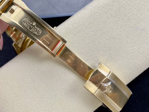 Rolex Sky Dweller Yellow Gold Black Dial Oyster M336938 0002 Men's Replica Watch - 图片 7