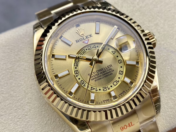 Rolex Sky Dweller 42mm Yellow Gold Champagne Dial m336938 0001 Men's Replica Watch - 图片 4
