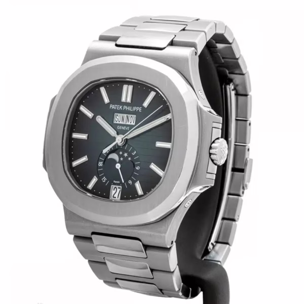 Patek Philippe Nautilus 5726A 40.5MM - 图片 2
